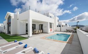 Casa Dubh Linn
